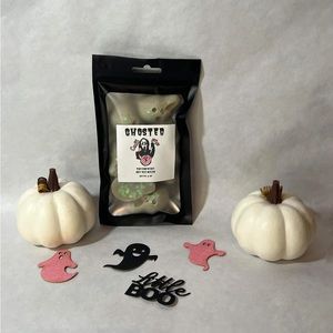 Ghosted! Glow in the Dark Pumpkin Cheesecake Soy Wax Melts